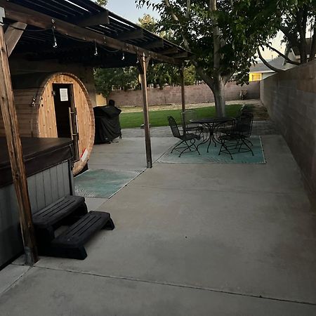 לנצ'סטר Cheerful 3Br 2Ba Sauna Spa Pool Table Ppong Bbq More מראה חיצוני תמונה