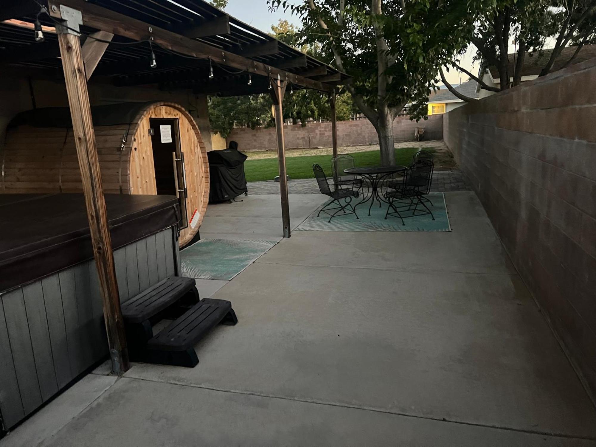 לנצ'סטר Cheerful 3Br 2Ba Sauna Spa Pool Table Ppong Bbq More מראה חיצוני תמונה